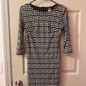Soprano Black and White Maze Pattern Dress